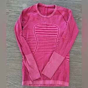 EUC Lululemon swiftly long sleeve in size 6